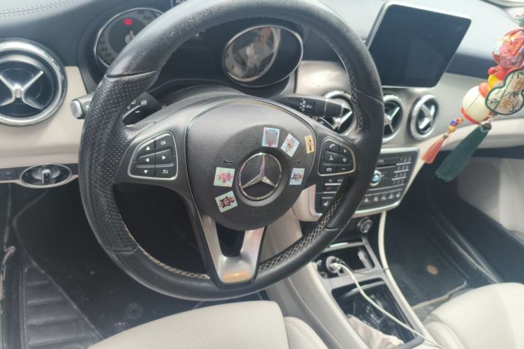Used Mercedes-Benz GLA 2016 GLA 220 4MATIC Fashion Edition Steering Wheel