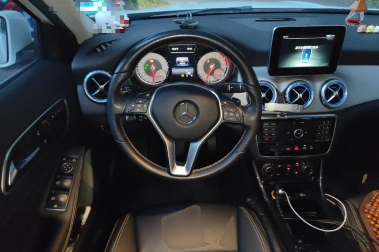 Used Mercedes-Benz GLA 2016 GLA 200 Fashion Model Steering Wheel
