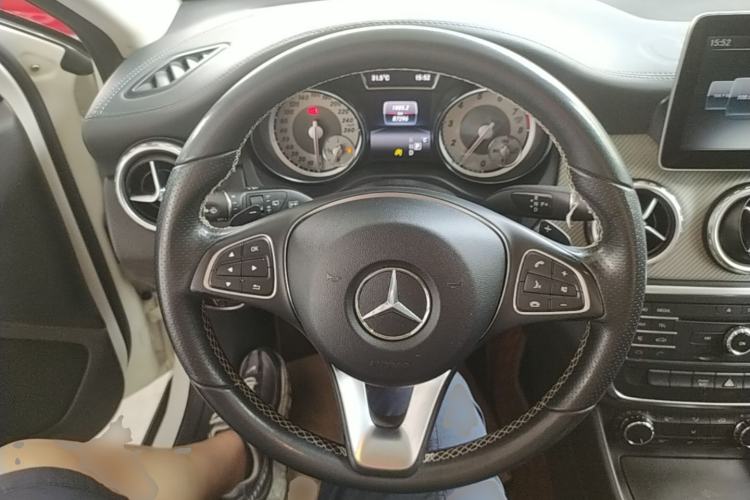 Used Mercedes-Benz GLA 2016 GLA 200 Fashion Model Steering Wheel