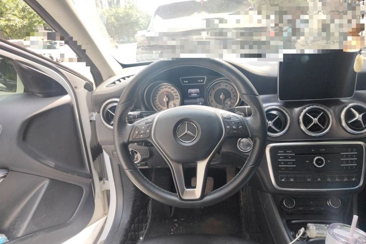 Used Mercedes-Benz GLA 2016 GLA 220 4MATIC Fashion Edition Steering Wheel