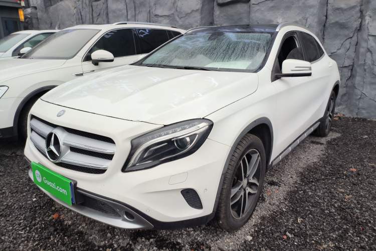 Used Mercedes-Benz GLA 2016 GLA 220 4MATIC Fashion Edition Guazi used car, China used car export, Used car for sale, Used  cars, Cheapest cars for sale