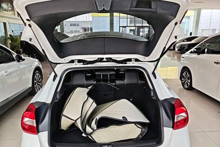 Used Mercedes-Benz GLA 2016 GLA 200 Sport Edition Trunk