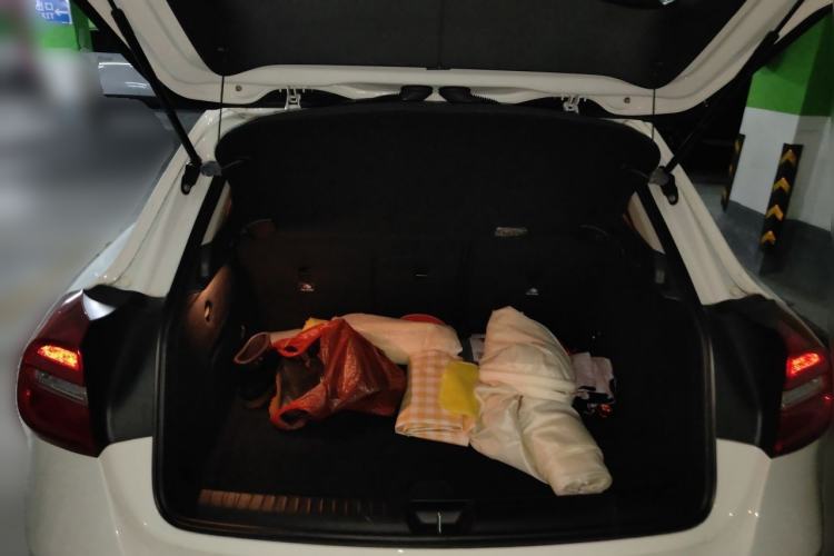 Used Mercedes-Benz GLA 2016 GLA 200 Fashion Model Trunk