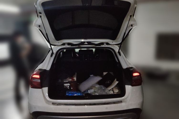 Used Mercedes-Benz GLA 2016 GLA 220 4MATIC Fashion Edition Trunk