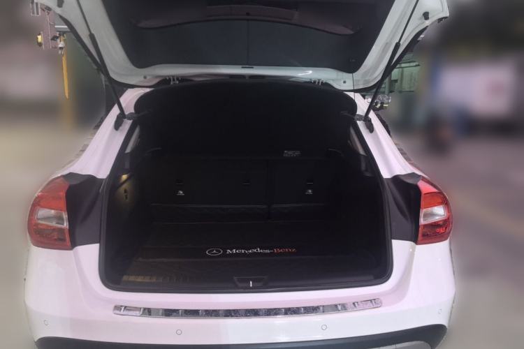 Used Mercedes-Benz GLA 2016 GLA 200 Sport Edition Trunk