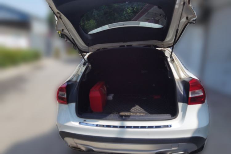 Used Mercedes-Benz GLA 2016 GLA 200 Sport Edition Trunk