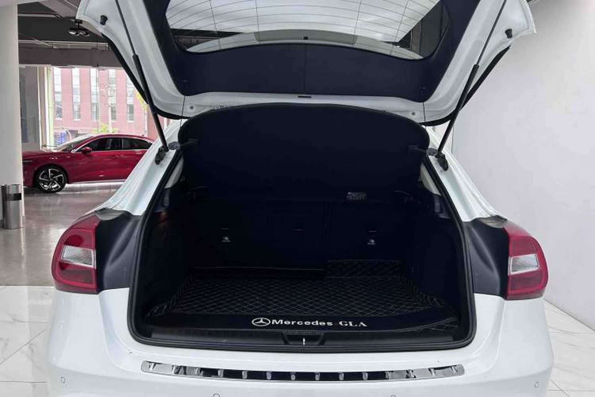 Used Mercedes-Benz GLA 2016 GLA 200 Sport Edition Trunk