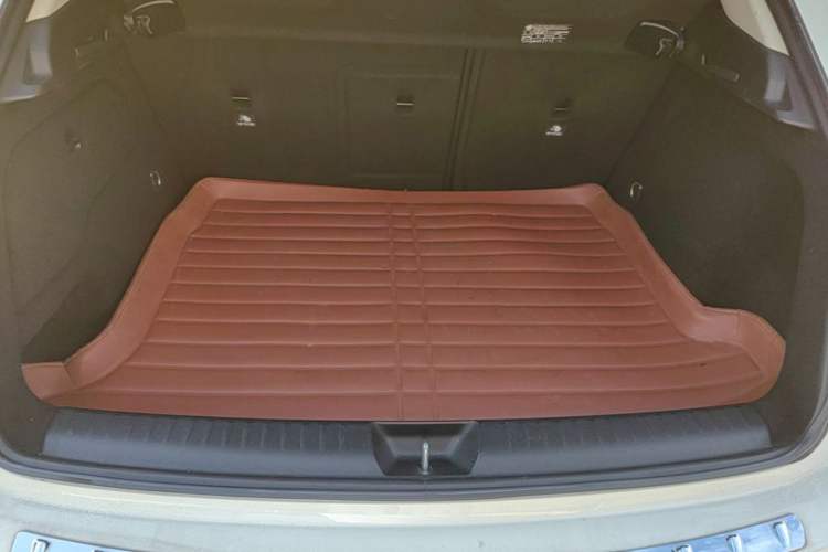 Used Mercedes-Benz GLA 2016 GLA 200 Fashion Model Trunk