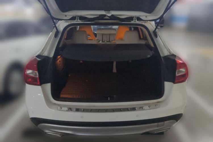 Used Mercedes-Benz GLA 2016 GLA 200 Sport Edition Trunk
