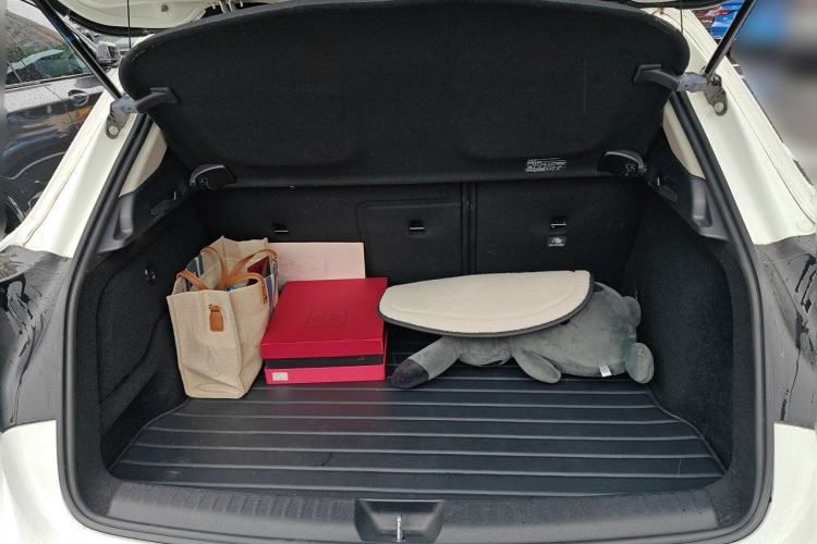 Used Mercedes-Benz GLA 2016 GLA 200 Fashion Model Trunk