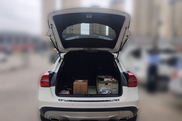 Used Mercedes-Benz GLA 2016 GLA 200 Fashion Model Trunk
