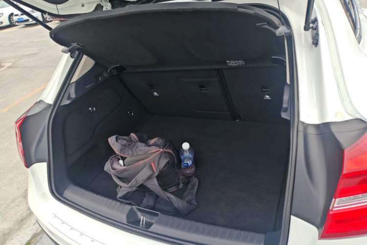 Used Mercedes-Benz GLA 2016 GLA 200 Fashion Model Trunk