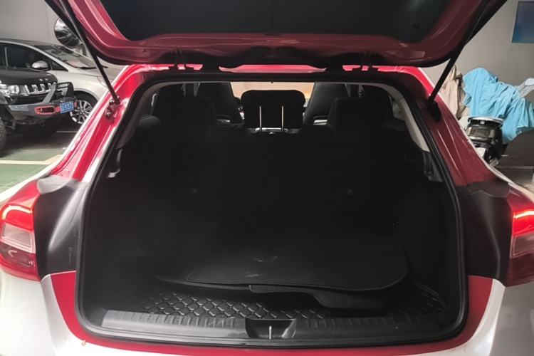 Used Mercedes-Benz GLA 2016 GLA 200 Sport Edition Trunk