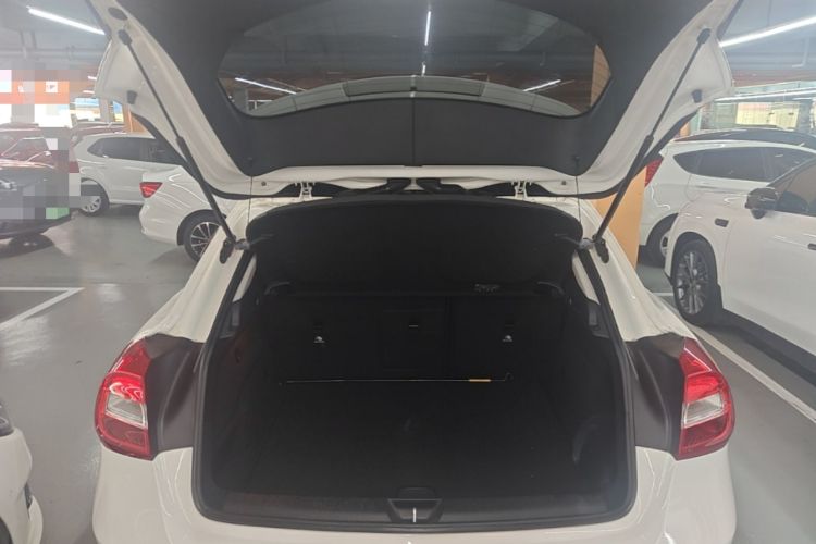 Used Mercedes-Benz GLA 2016 GLA 200 Sport Edition Trunk