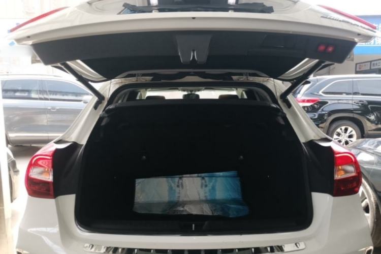 Used Mercedes-Benz GLA 2016 GLA 200 Sport Edition Trunk