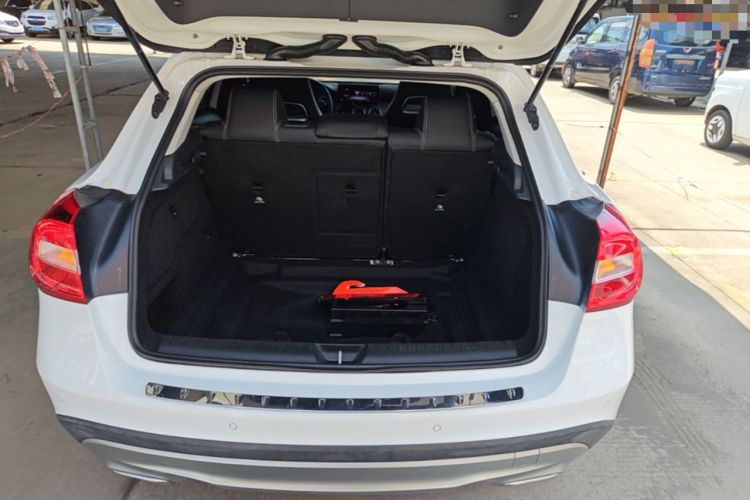 Used Mercedes-Benz GLA 2016 GLA 200 Sport Edition Trunk