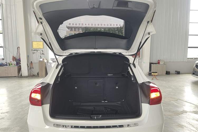 Used Mercedes-Benz GLA 2016 GLA 200 Sport Edition Trunk
