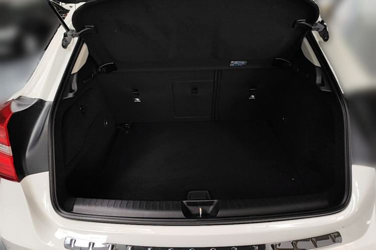 Used Mercedes-Benz GLA 2016 GLA 200 Fashion Model Trunk