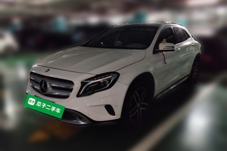 Used Mercedes-Benz GLA 2016 GLA 220 4MATIC Fashion Edition Guazi used car, China used car export, Used car for sale, Used cars, Cheapest cars for sale