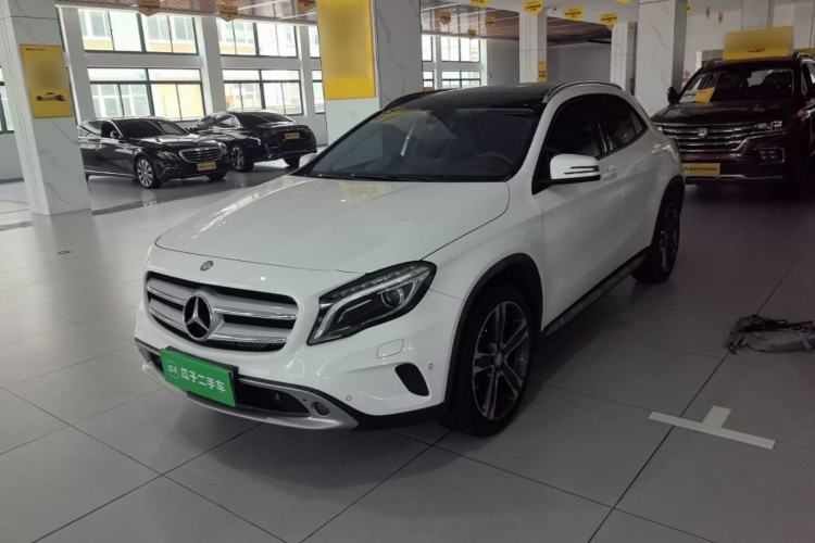 Used Mercedes-Benz GLA 2016 GLA 220 4MATIC Luxury Model Guazi used car, China used car export, Used car for sale, Used cars, Cheapest cars for sale