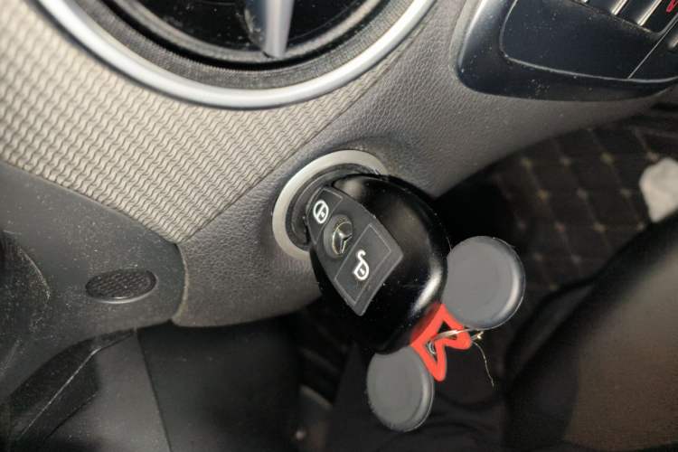 Used Mercedes-Benz GLA 2016 GLA 220 4MATIC Fashion Edition Vehicle Key
