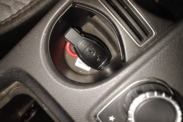 Used Mercedes-Benz GLA 2016 GLA 200 Sport Edition Vehicle Key
