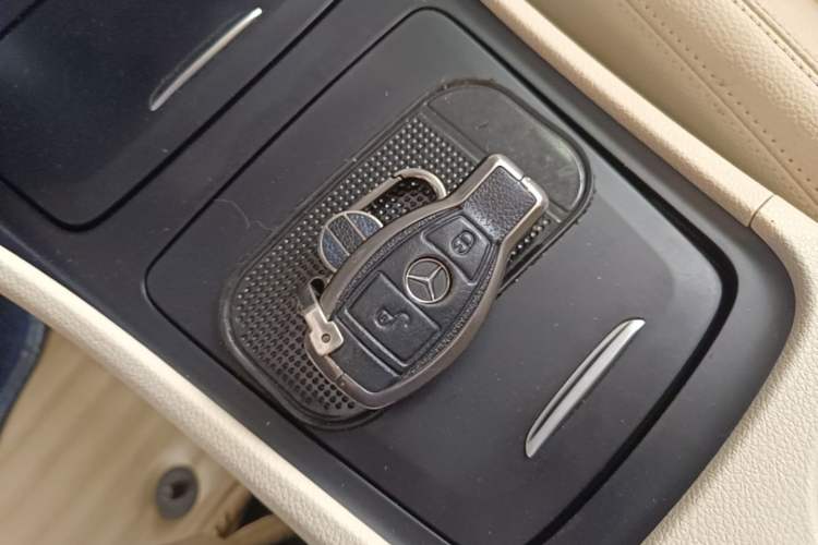 Used Mercedes-Benz GLA 2016 GLA 200 Fashion Model Vehicle Key