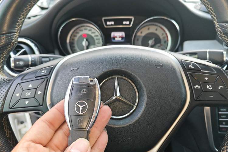 Used Mercedes-Benz GLA 2016 GLA 200 Sport Edition Vehicle Key