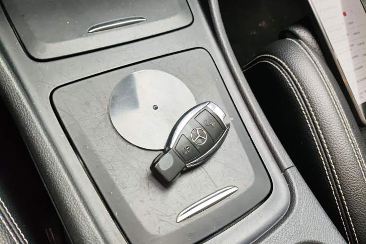 Used Mercedes-Benz GLA 2016 GLA 200 Fashion Model Vehicle Key