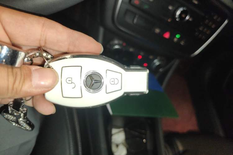 Used Mercedes-Benz GLA 2016 GLA 200 Fashion Model Vehicle Key