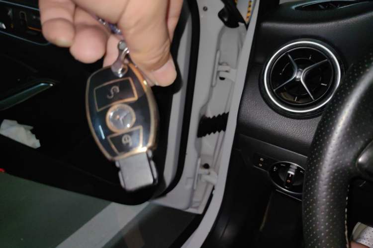 Used Mercedes-Benz GLA 2016 GLA 200 Sport Edition Vehicle Key