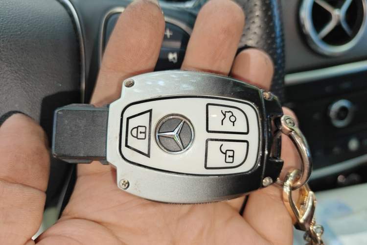 Used Mercedes-Benz GLA 2016 GLA 200 Fashion Model Vehicle Key