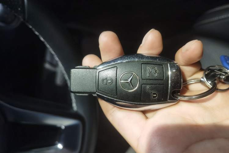 Used Mercedes-Benz GLA 2016 GLA 220 4MATIC Luxury Model Vehicle Key