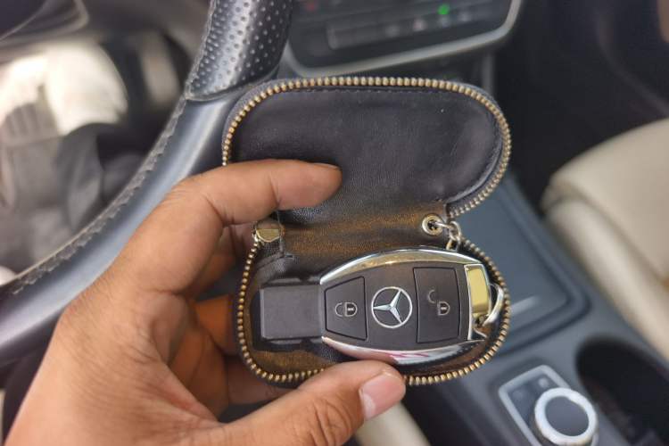 Used Mercedes-Benz GLA 2016 GLA 200 Fashion Model Vehicle Key