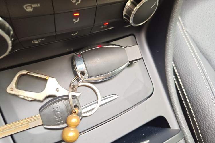 Used Mercedes-Benz GLA 2016 GLA 220 4MATIC Fashion Edition Vehicle Key
