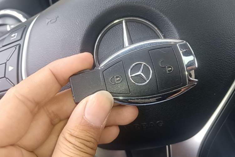Used Mercedes-Benz GLA 2016 GLA 200 Fashion Model Vehicle Key