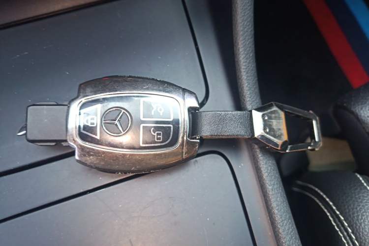Used Mercedes-Benz GLA 2016 GLA 200 Fashion Model Vehicle Key