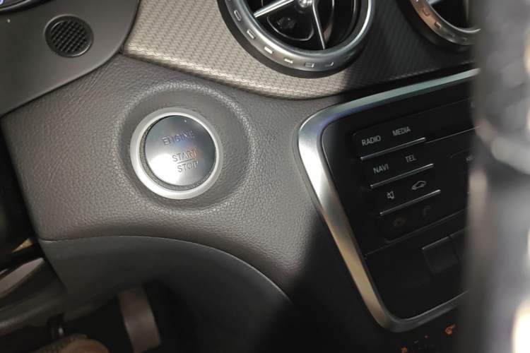 Used Mercedes-Benz GLA 2016 GLA 200 Fashion Model Vehicle Key