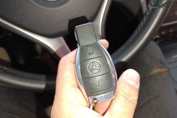 Used Mercedes-Benz GLA 2016 GLA 200 Fashion Model Vehicle Key