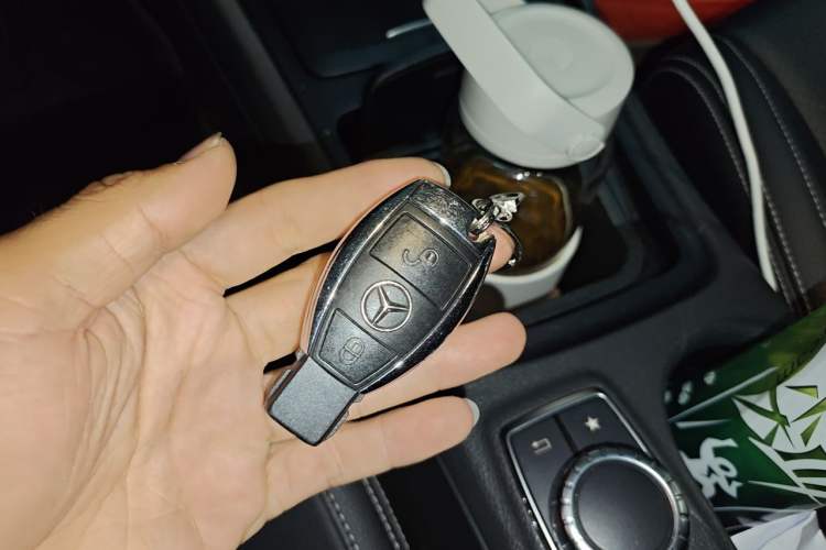 Used Mercedes-Benz GLA 2016 GLA 200 Fashion Model Vehicle Key