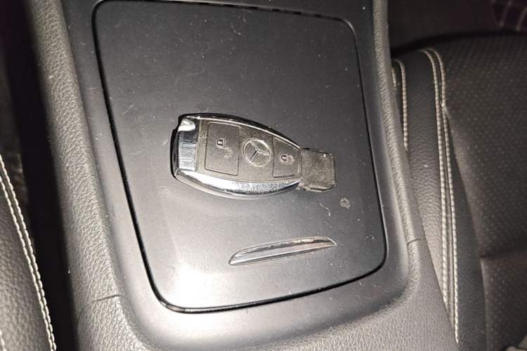 Used Mercedes-Benz GLA 2016 GLA 200 Fashion Model Vehicle Key