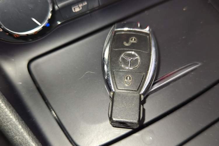 Used Mercedes-Benz GLA 2016 GLA 200 Fashion Model Vehicle Key