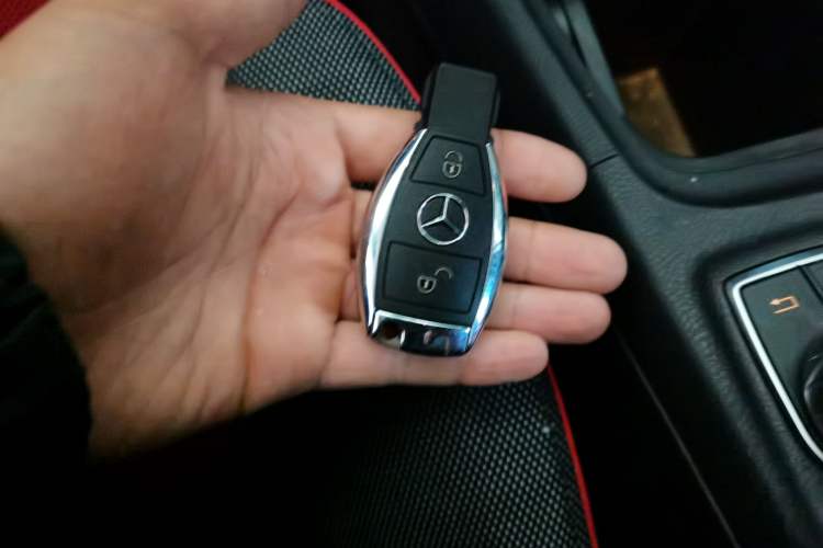 Used Mercedes-Benz GLA 2016 GLA 220 4MATIC Fashion Edition Vehicle Key