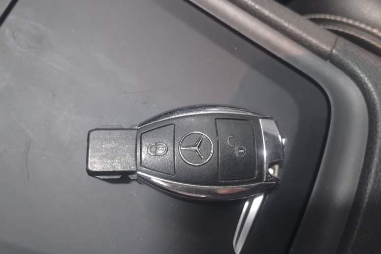 Used Mercedes-Benz GLA 2016 GLA 200 Fashion Model Vehicle Key