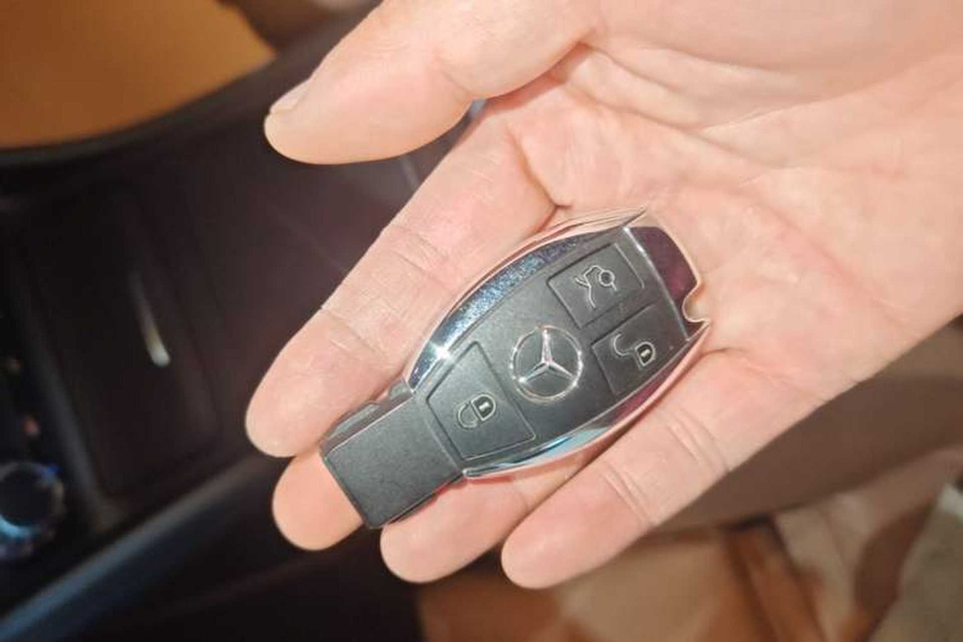 Used Mercedes-Benz GLA 2016 GLA 260 4MATIC Sport Edition Vehicle Key