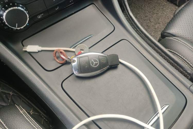 Used Mercedes-Benz GLA 2016 GLA 200 Sport Edition Vehicle Key