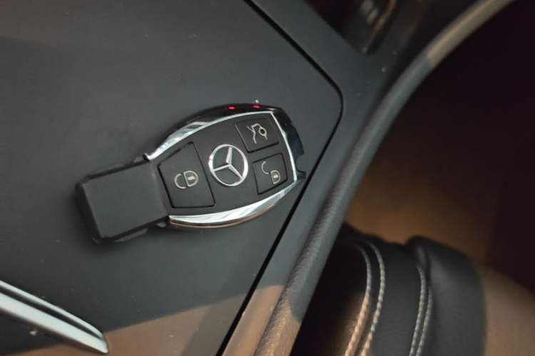 Used Mercedes-Benz GLA 2016 GLA 220 4MATIC Fashion Edition Vehicle Key