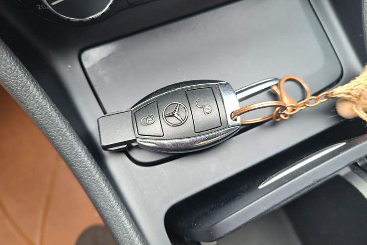 Used Mercedes-Benz GLA 2016 GLA 200 Sport Edition Vehicle Key