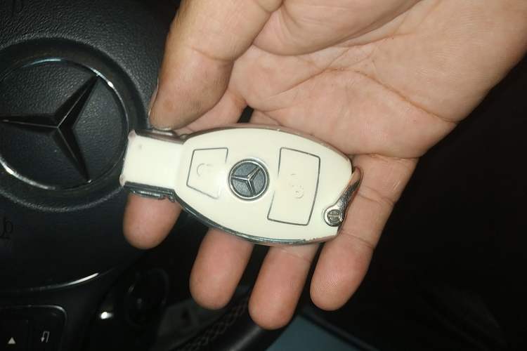 Used Mercedes-Benz GLA 2016 GLA 200 Fashion Model Vehicle Key