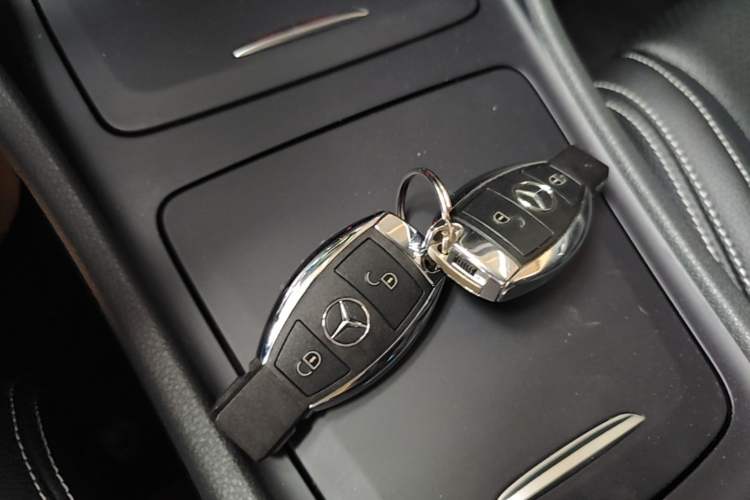 Used Mercedes-Benz GLA 2016 GLA 200 Fashion Model Vehicle Key
